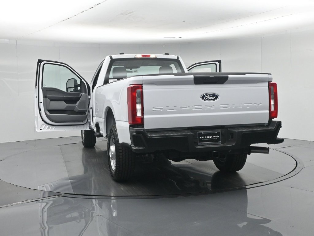 New 2027 Ford F350 XL w/ XL Chrome Package RWD image 28