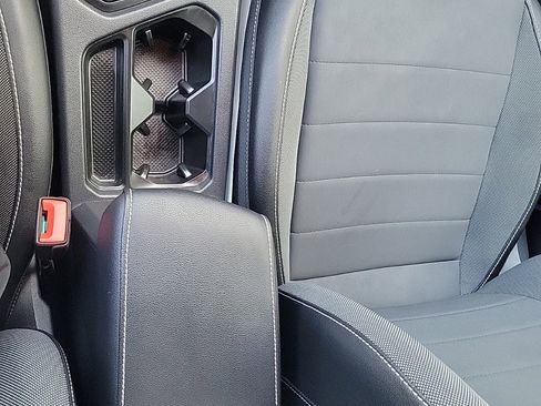 Used 2022 Volkswagen Taos SE image 20