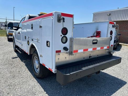 Used 2018 Ford F250 XL w/ Power Equipment Group RWD image 14