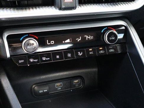 Used 2022 Kia K5 LX image 15