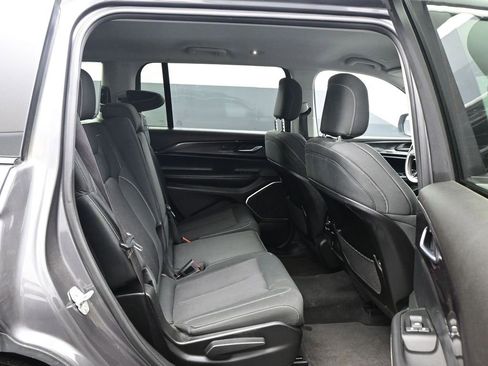 Used 2021 Jeep Grand Cherokee L Laredo w/ Luxury Tech Group I image 11