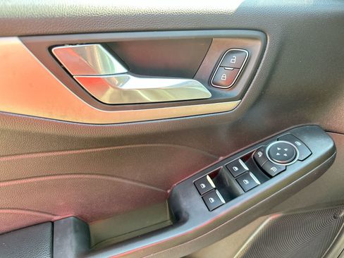 Used 2021 Ford Escape SE w/ Convenience Package image 13