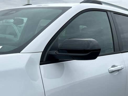 New 2026 GMC Terrain Elevation w/ Elevation Premium Package AWD/4WD image 13