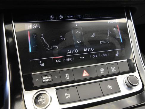 Used 2021 Audi Q8 Premium w/ Convenience Package image 22