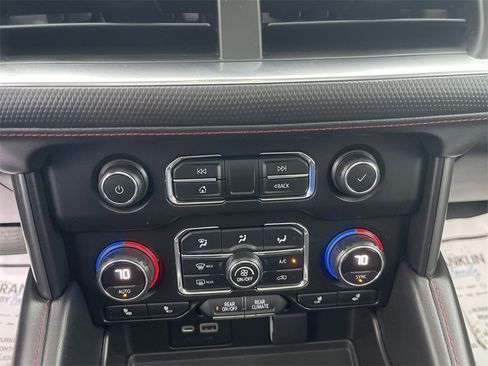 Used 2021 Chevrolet Tahoe RST w/ Luxury Package image 25