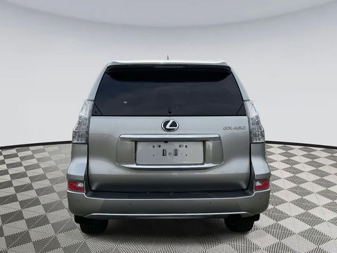 Used 2023 Lexus GX 460 Premium w/ Premium Package image 3