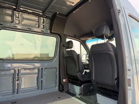 New 2026 Mercedes-Benz Sprinter 2500 image 23
