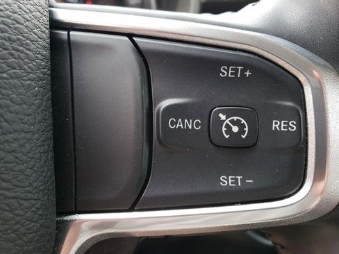 Used 2022 RAM 1500 Laramie w/ Off Road Group image 25