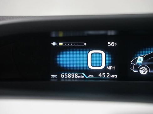 Used 2018 Toyota Prius One image 16