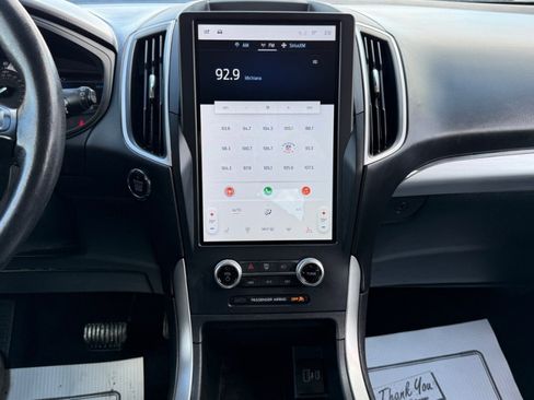 Used 2022 Ford Edge SEL image 22