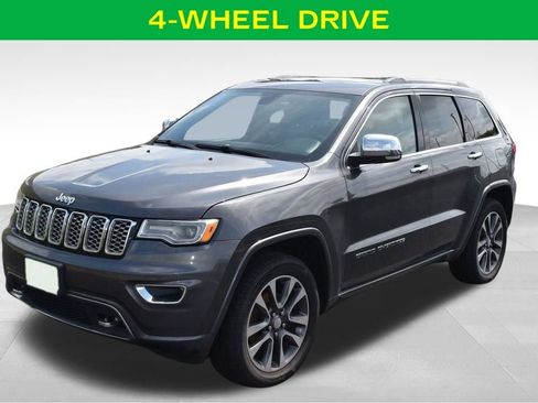 Used 2018 Jeep Grand Cherokee Overland AWD/4WD image 4