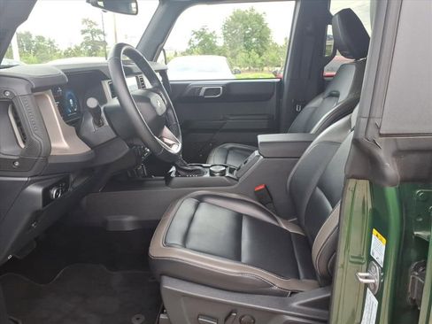 Used 2025 Ford Bronco Outer Banks AWD/4WD image 19
