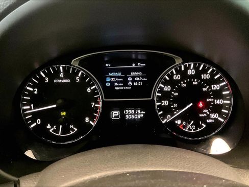 Used 2015 Nissan Altima 2.5 S w/ Power Driver Seat Package FWD image 24