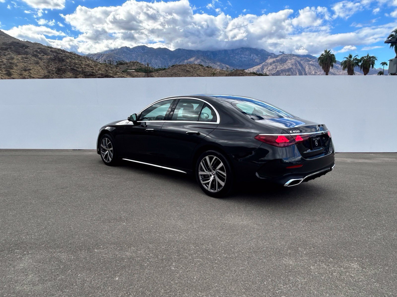 Used 2025 Mercedes-Benz E 450 4MATIC Sedan image 7