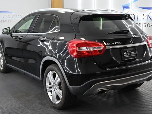 Used 2016 Mercedes-Benz GLA 250 4MATIC image 2