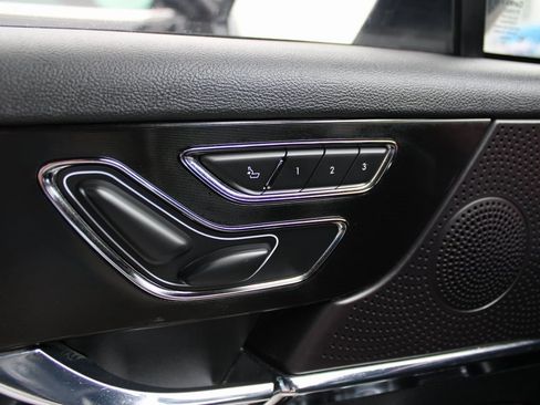 Used 2024 Lincoln Corsair Reserve w/ Equipment Group 201A image 30