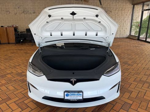 Used 2023 Tesla Model X AWD/4WD image 36