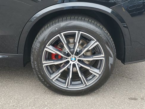 New 2026 BMW X5 xDrive40i w/ M Sport Package AWD/4WD image 29