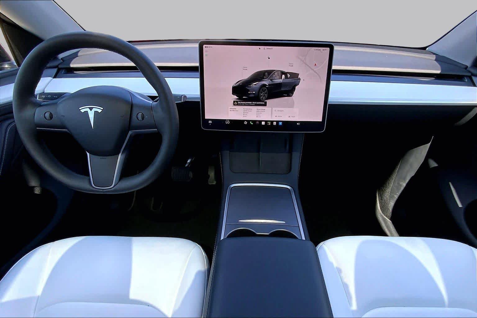 Used 2025 Tesla Model Y Long Range AWD/4WD image 15