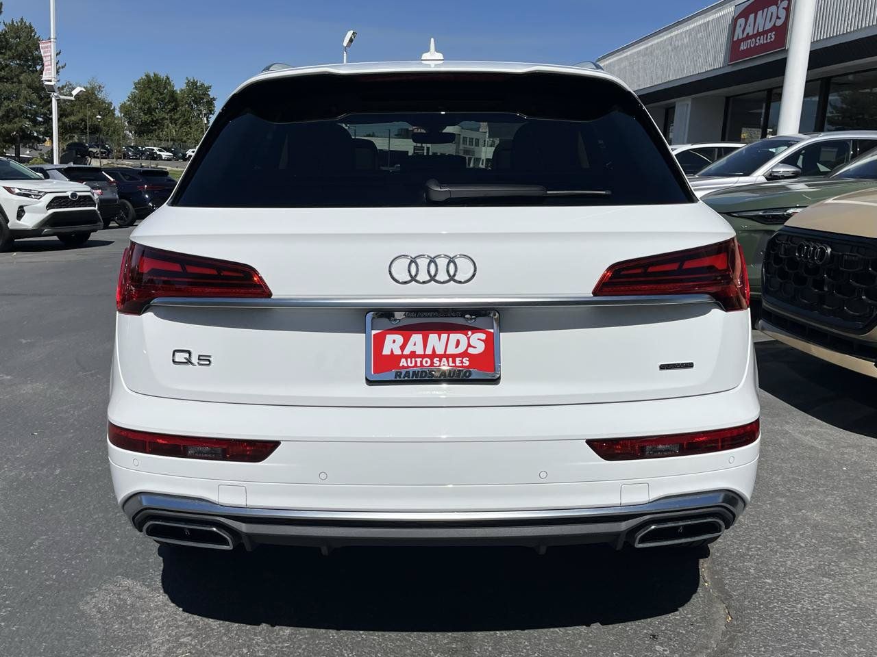 Used 2024 Audi Q5 e Premium AWD/4WD image 10
