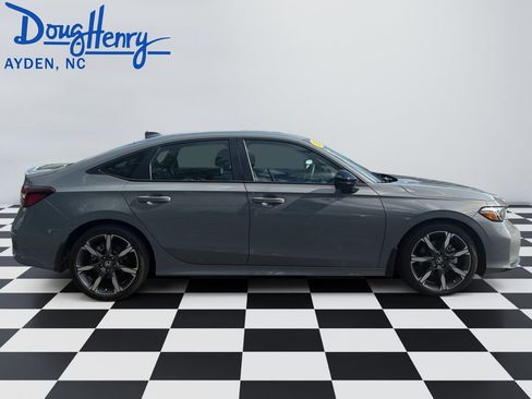 Used 2025 Honda Civic Sport Touring image 6