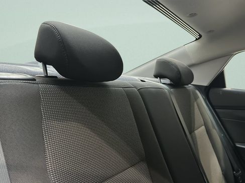 Used 2019 Hyundai Accent SE FWD image 14