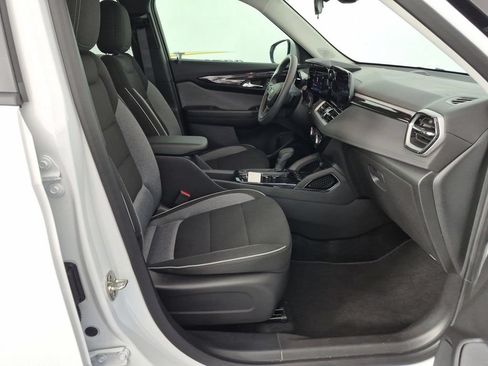 Certified 2026 Chevrolet TrailBlazer LT w/ Driver Confidence Package FWD image 37