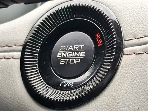 Used 2022 Jeep Compass Limited w/ Elite Group image 24