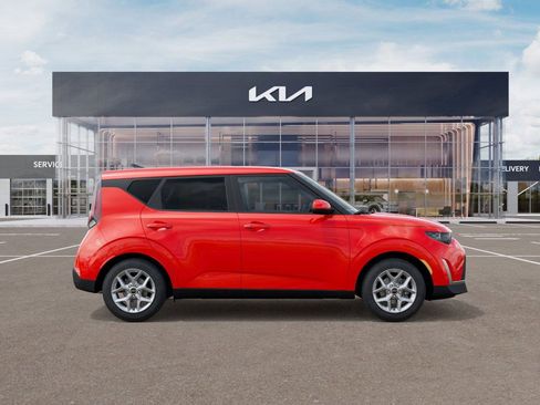 New 2025 Kia Soul S image 7