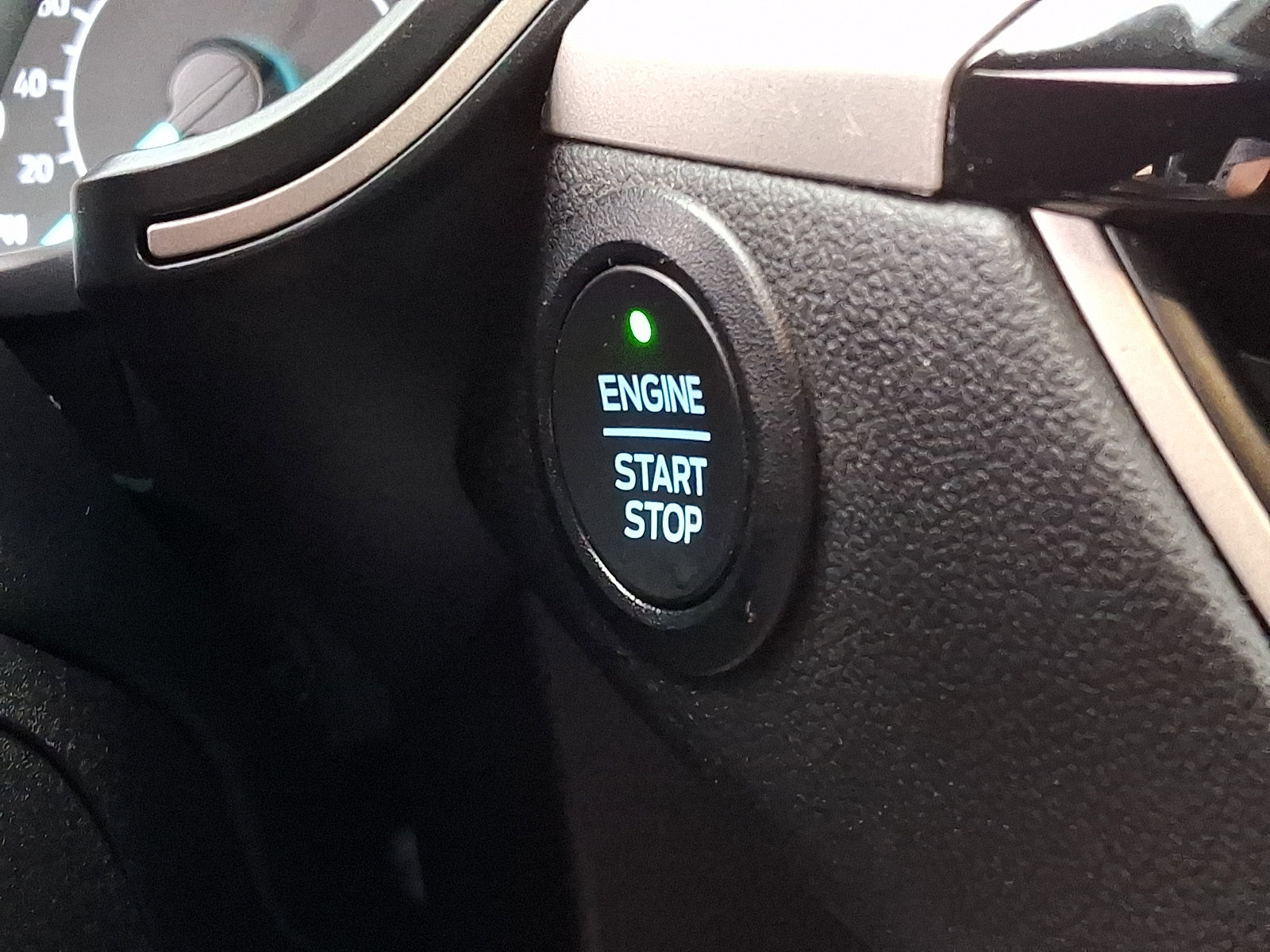 Certified 2022 Ford Escape SE AWD/4WD image 24
