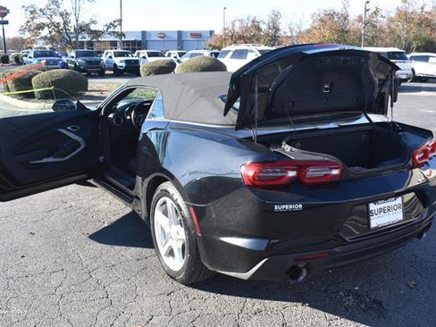 Used 2019 Chevrolet Camaro LT image 16