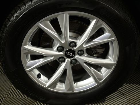 New 2025 Audi Q3 2.0T Premium w/ Convenience Package image 9