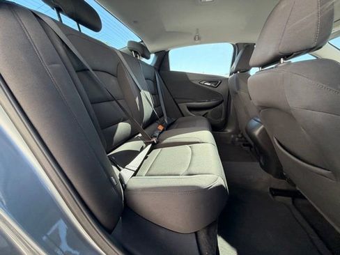 Used 2024 Chevrolet Malibu LS FWD image 14