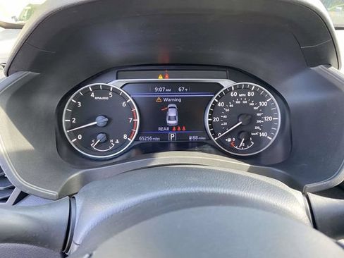 Used 2023 Nissan Altima 2.5 SV FWD image 24