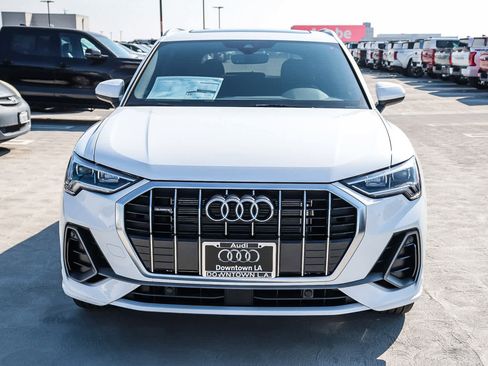 New 2025 Audi Q3 2.0T Premium image 2