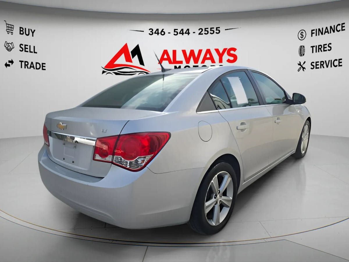 Used 2012 Chevrolet Cruze LT FWD image 10