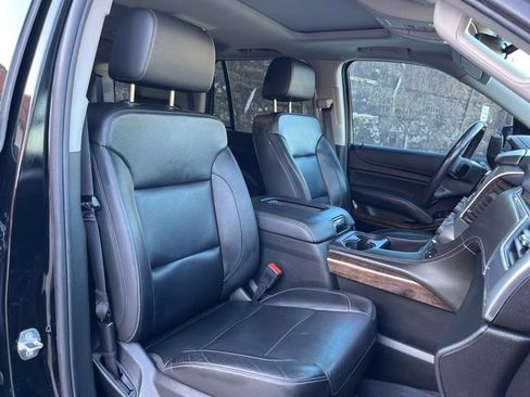 Used 2019 Chevrolet Tahoe LT image 19