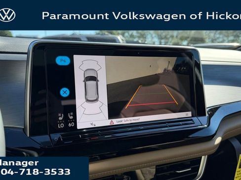 New 2026 Volkswagen Atlas Cross Sport SE image 10