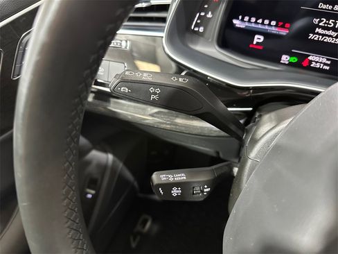 Used 2022 Audi Q7 3.0T Premium Plus w/ Premium Plus Package image 19