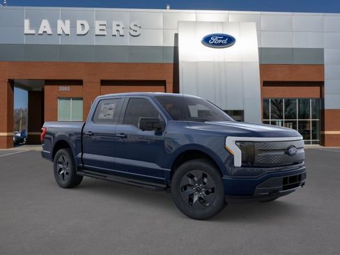 New 2025 Ford F150 Lightning Flash AWD/4WD image 7
