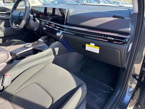 New 2026 Kia Sportage S image 15