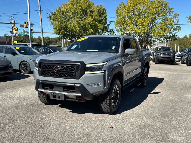 Used 2022 Nissan Frontier PRO-4X AWD/4WD image 9