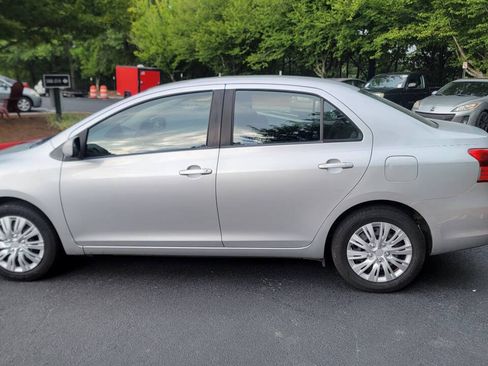 Used 2009 Toyota Yaris Sedan FWD image 8
