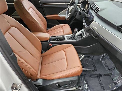 Used 2025 Audi Q3 2.0T Premium w/ Convenience Package image 19