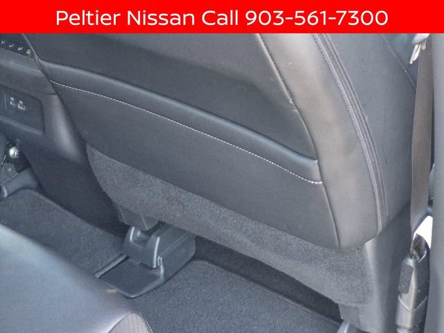 Certified 2023 Nissan Pathfinder SL w/ SL Premium Package FWD image 18