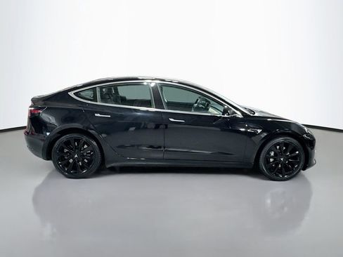 Used 2018 Tesla Model 3 Mid Range image 5