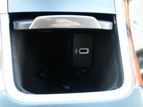 Used 2018 Lincoln MKX Reserve w/ Lincoln MKX Climate Package FWD image 37