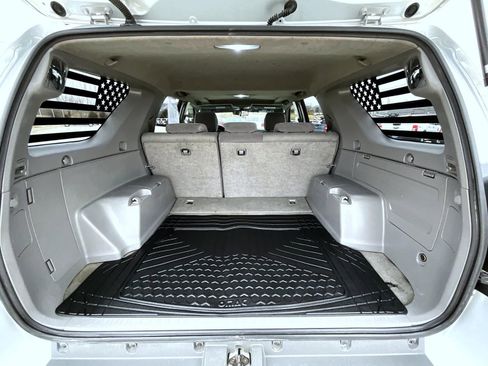 Used 2004 Toyota 4Runner SR5 image 23