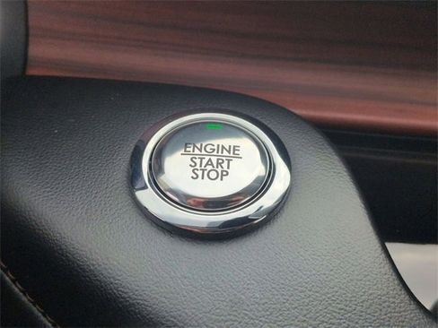 Certified 2023 Lincoln Aviator Reserve w/ Equipment Group 201A image 22