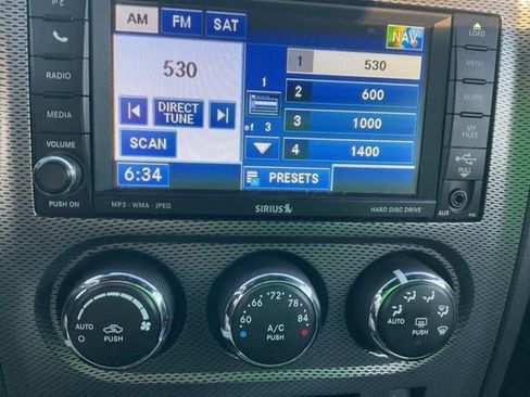 Used 2011 Dodge Challenger R/T image 29